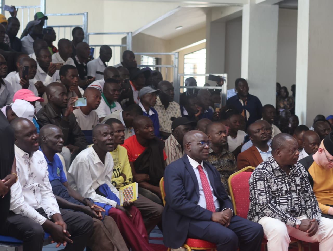 Government officials, private sector players,fisherfolk, youth groups and community organizations engage in transformative dialogues