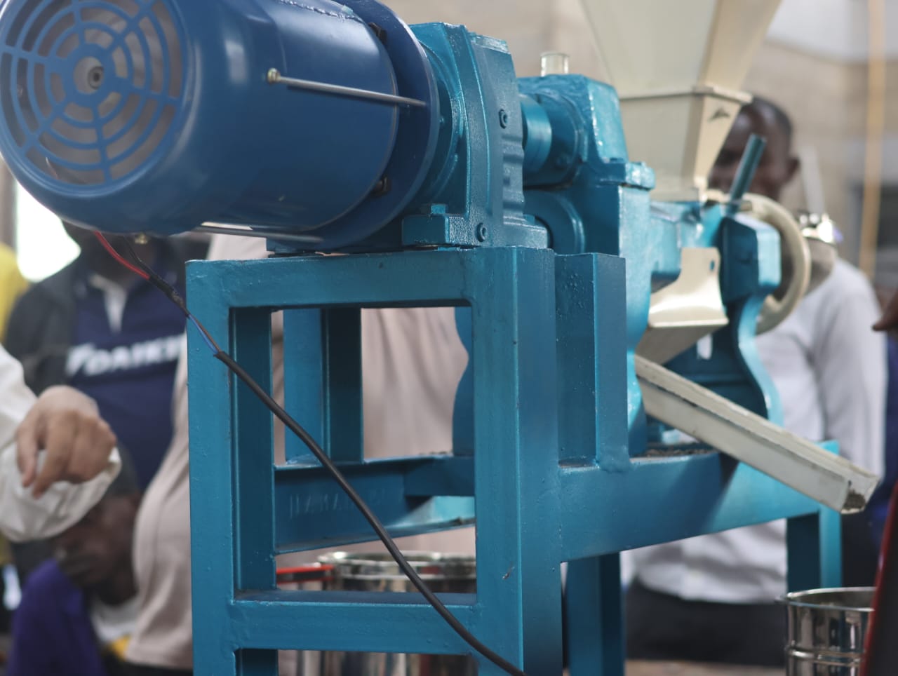 Locally fabricating oil expellers