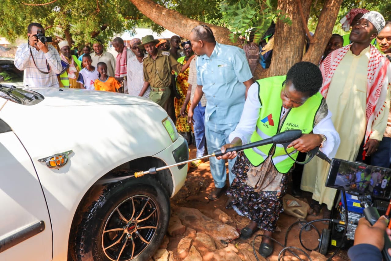 PS officially hands over a fully equipped car wash facility