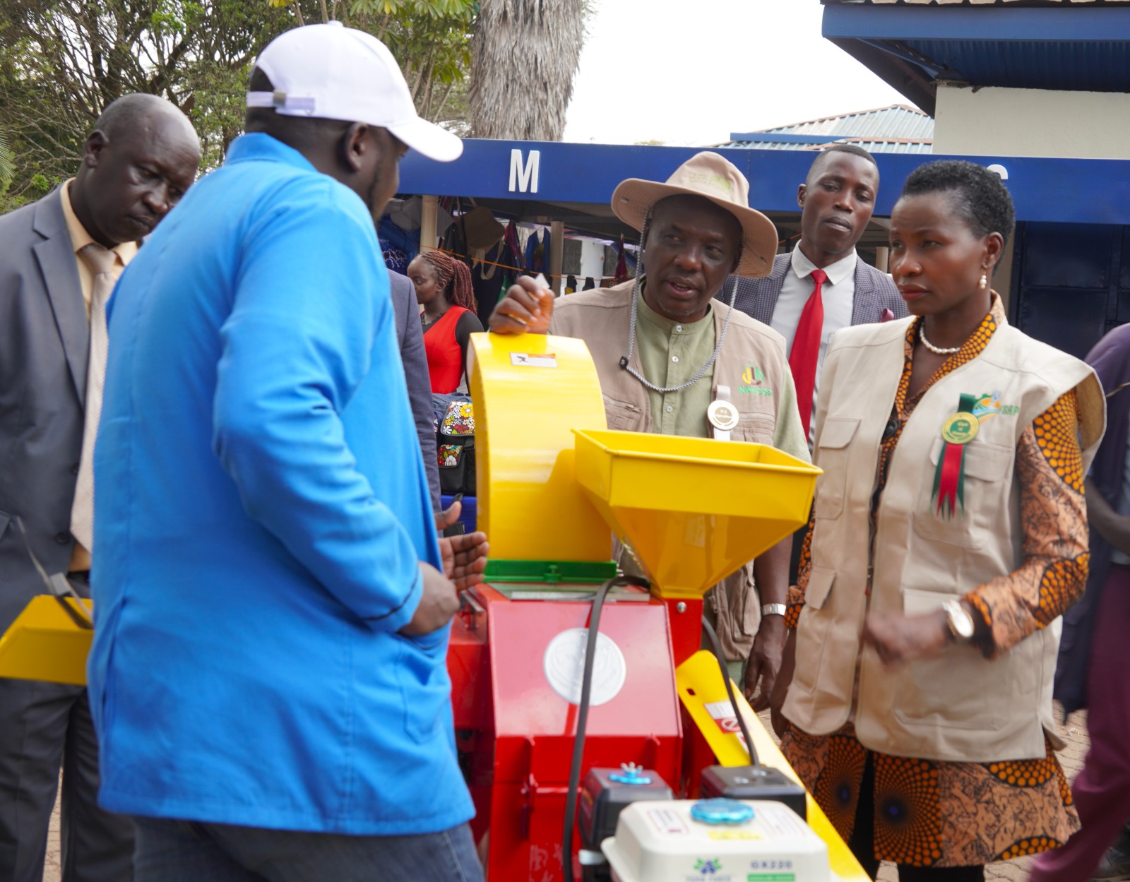 Trader showcases their modern equipment