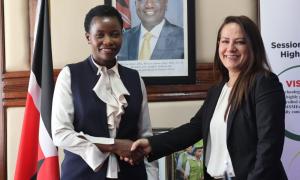 PS MSME handshakes representative from Jordan Enterprise Development Corporation (JEDCO) after deliberations on avenues of collaboration  (2)